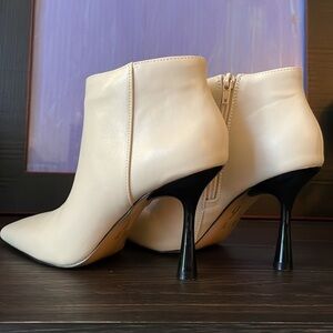 Mix No. 6 cream booties